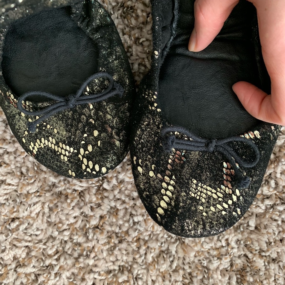 Ballet flats